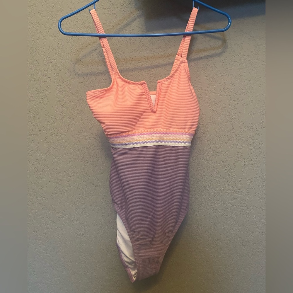 Women’s CUPSHE Swim one piece